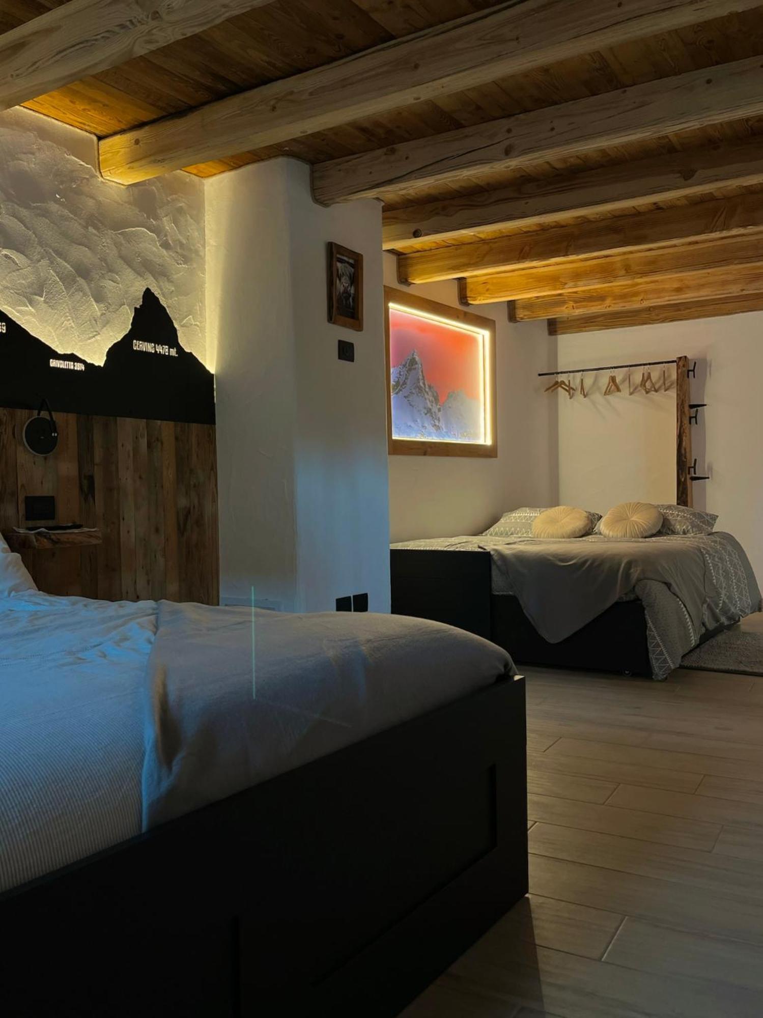 La Famille D'Evian Hotel Villeneuve Exterior photo