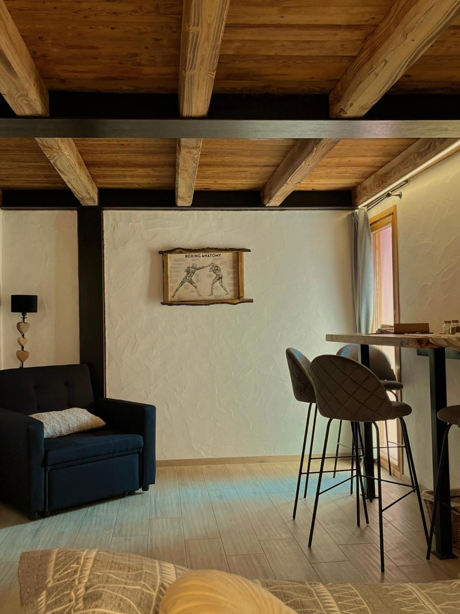 La Famille D'Evian Hotel Villeneuve Exterior photo